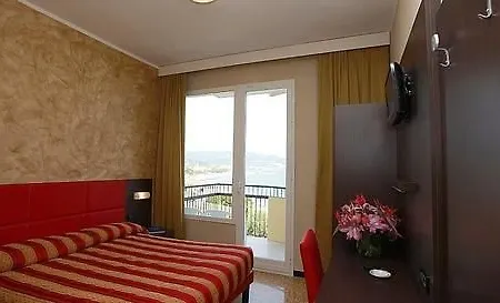 Piccolo 디아노마리나