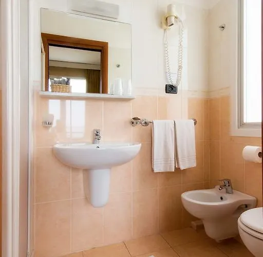 Piccolo Hotel Diano Marina