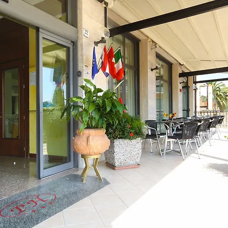 Piccolo 3* Diano Marina