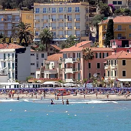 Piccolo Hotel