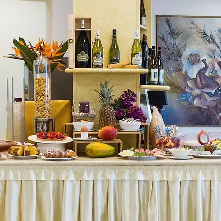 Piccolo Diano Marina